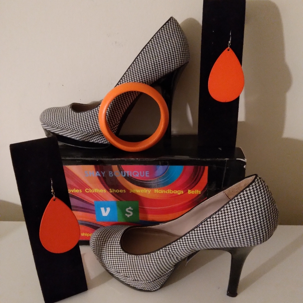 Pumps and Jewelry